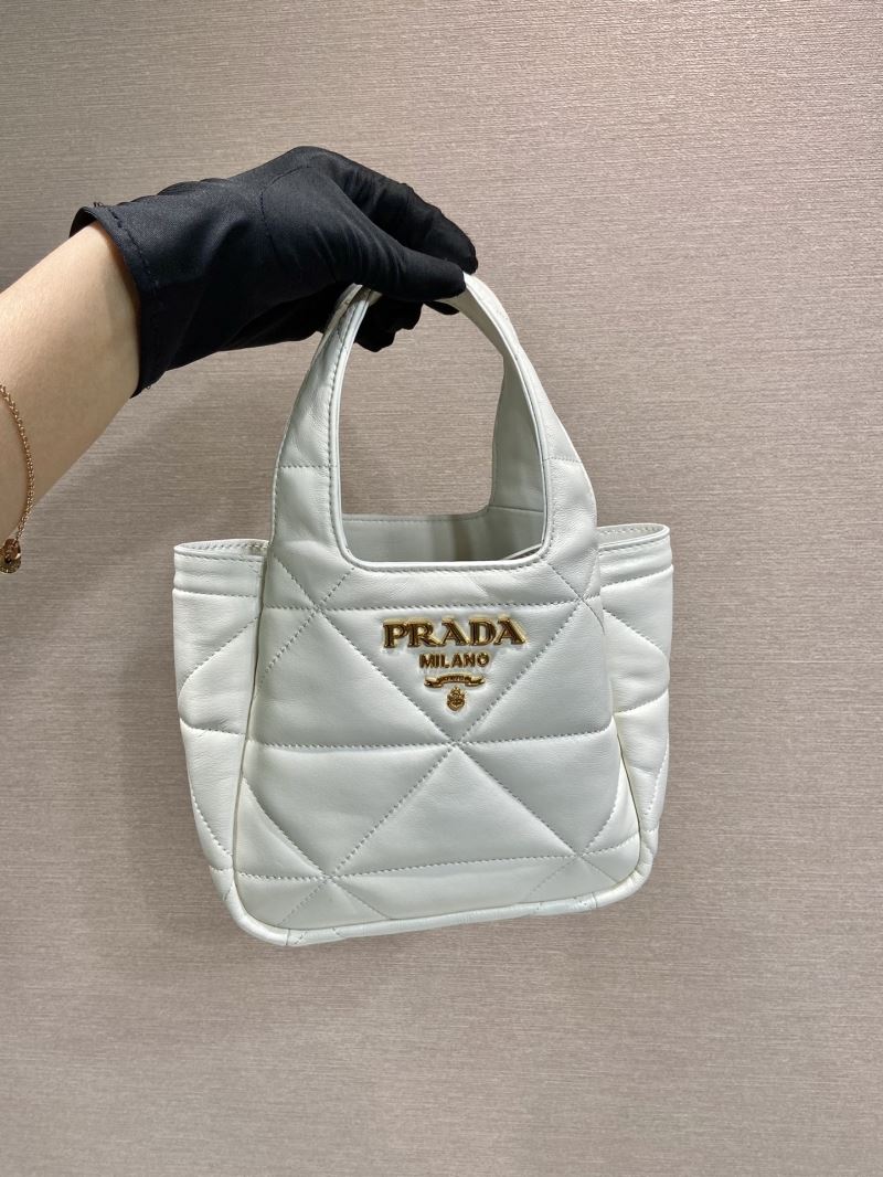 Pra*a tote bags